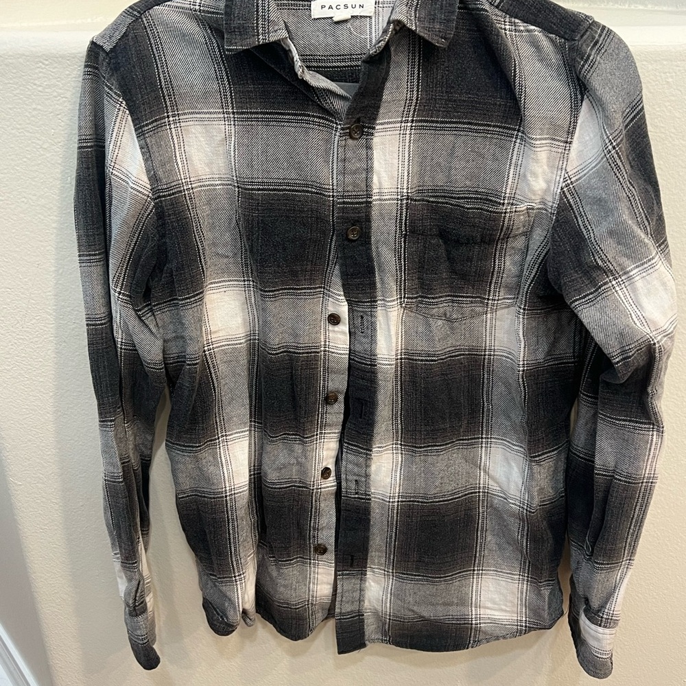 Men’s flannel Pac Sun shirt